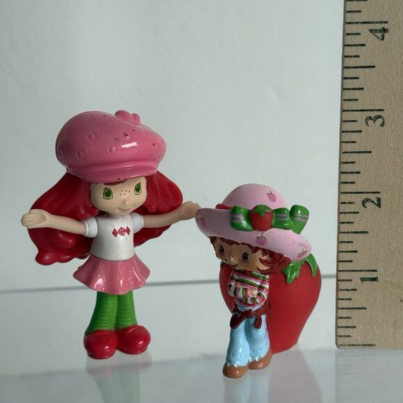 Lot of 2 Strawberry Shortcake Toys Vintage Vinyl TCFC & 2010 McDonalds Character - Picture 3 of 12